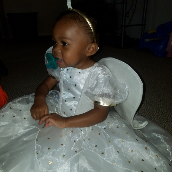 Angel Halloween costume, white Koala kids, 12 months. Gently worn. - Picture 4 of 4
